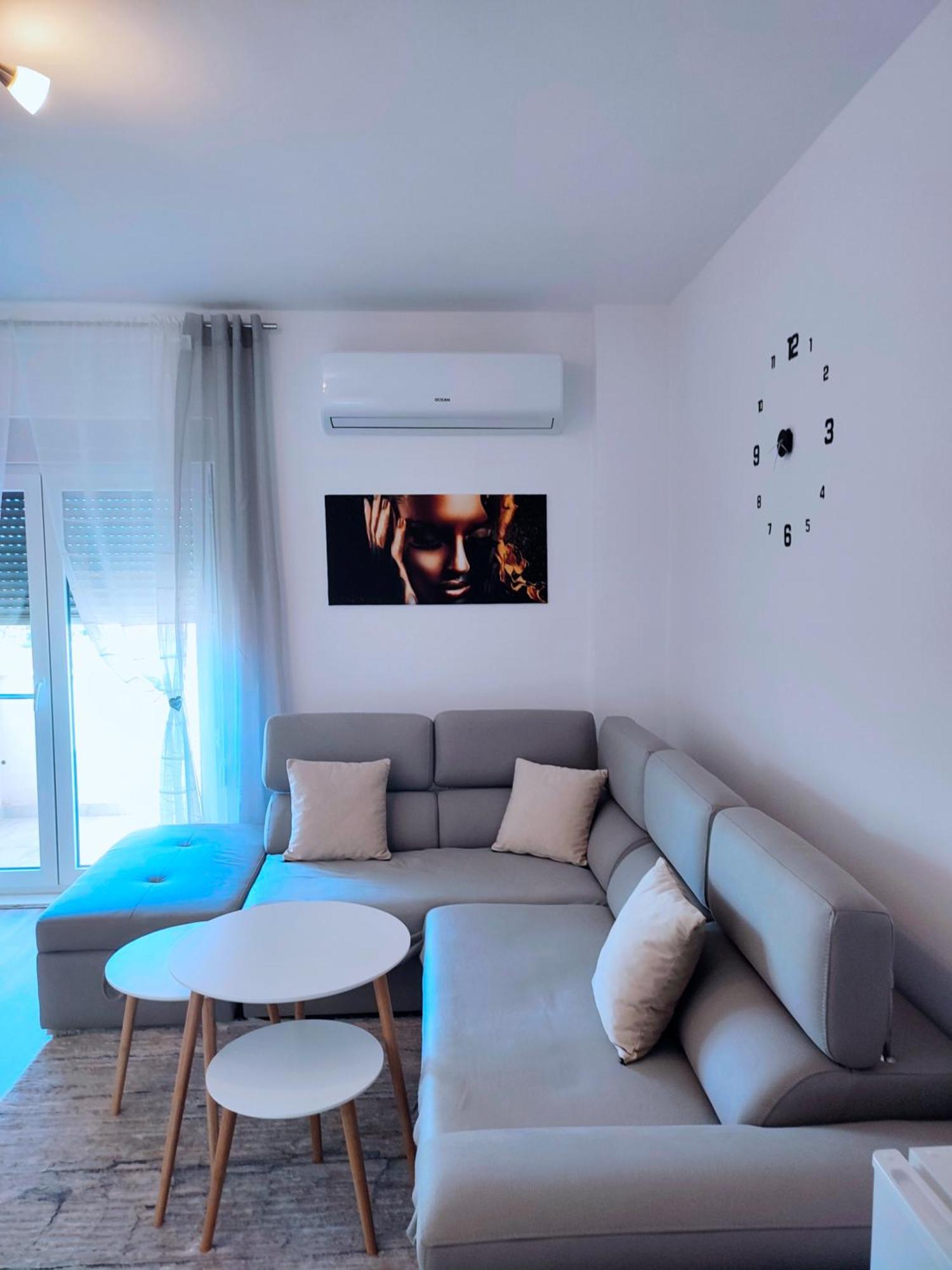 Sabi Apartment Golem Qerret 외부 사진