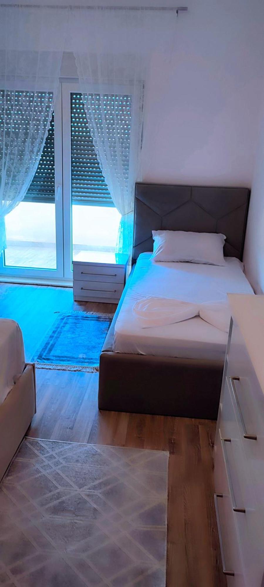 Sabi Apartment Golem Qerret 객실 사진